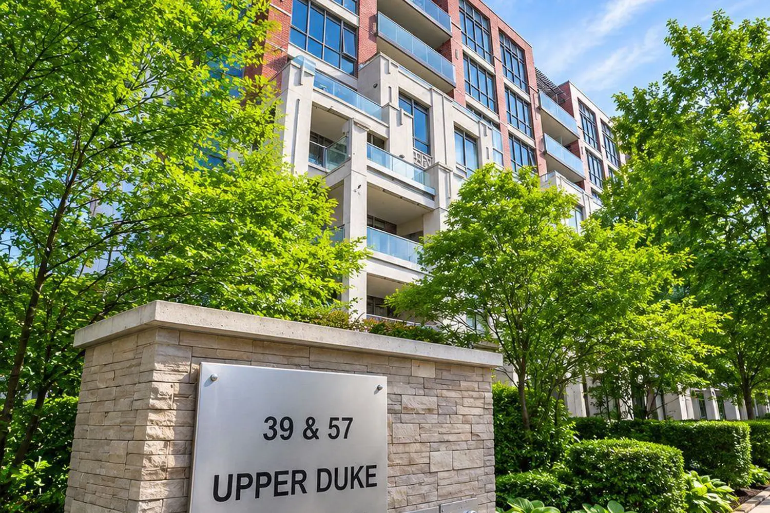 39 Upper Duke Crescent 501