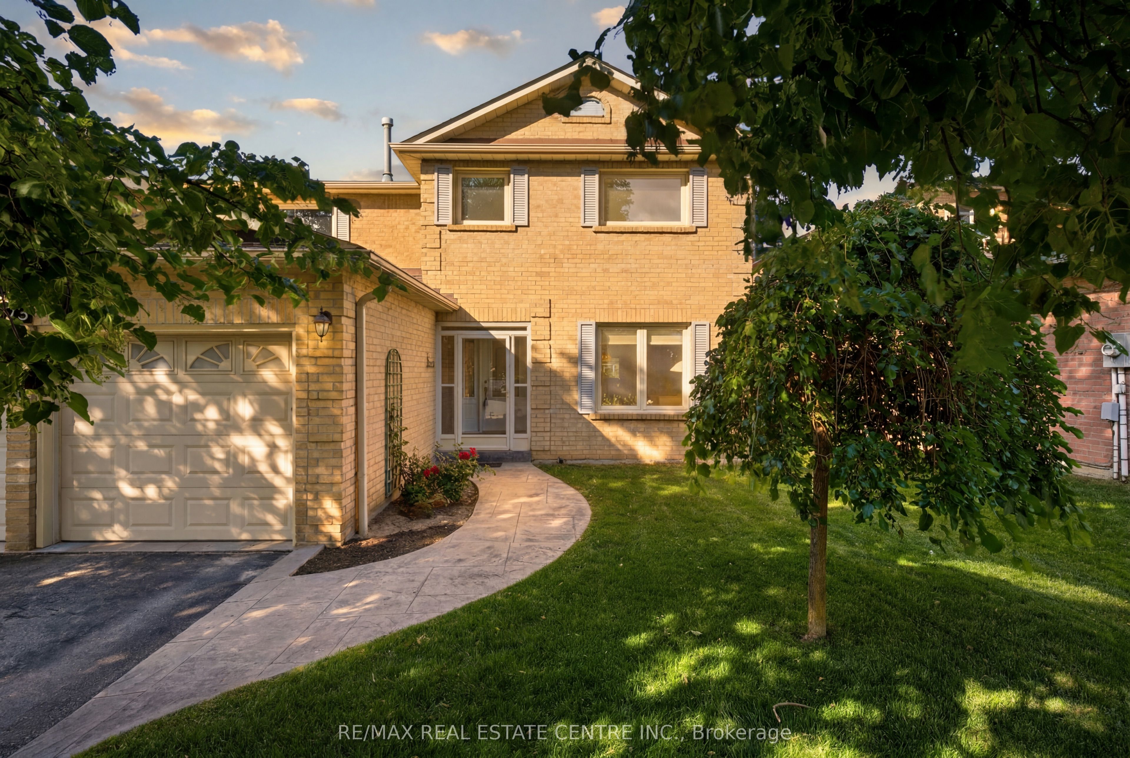 23 Deer Valley Drive, Caledon, ON, L7E 2E3