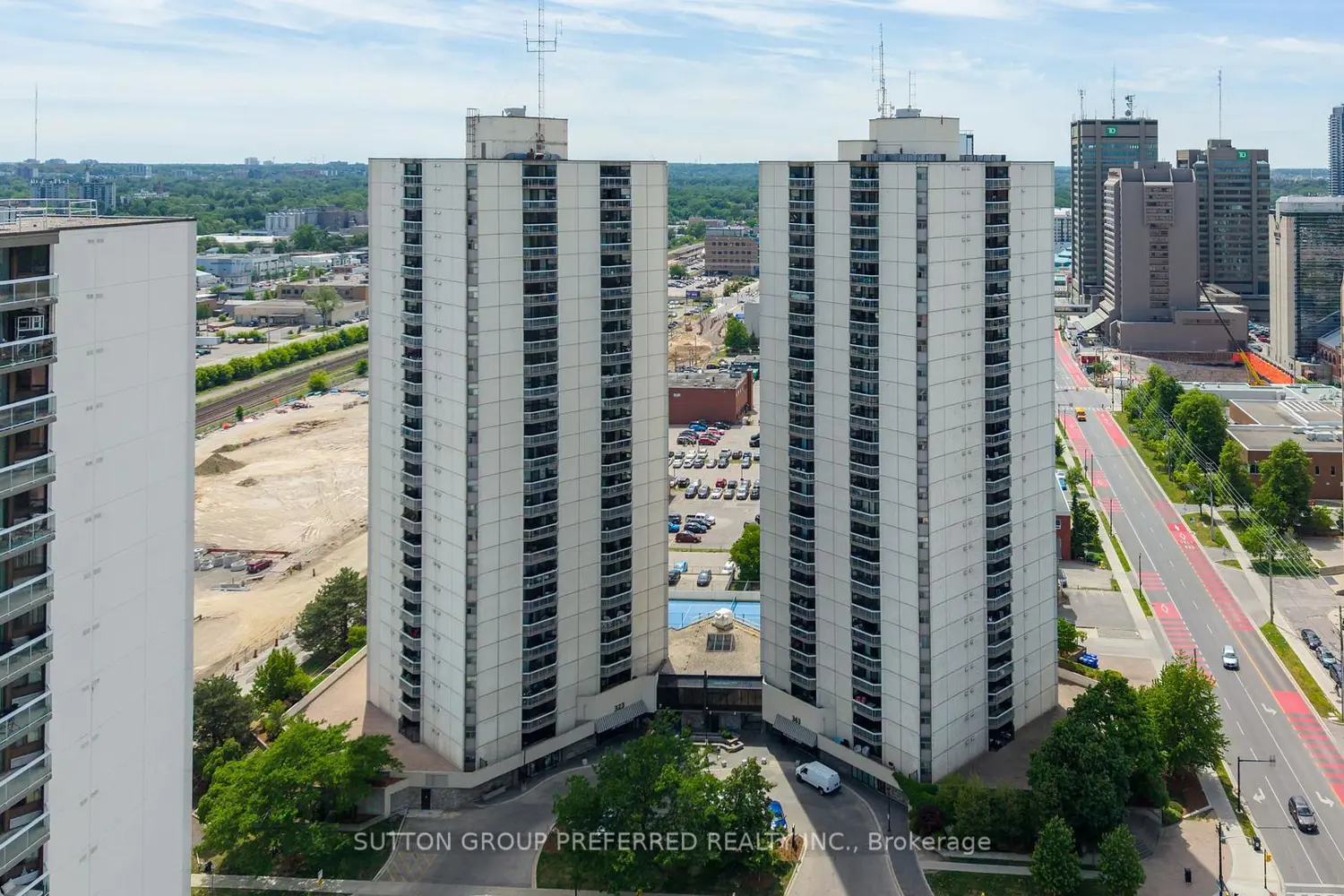 363 Colborne Street 704