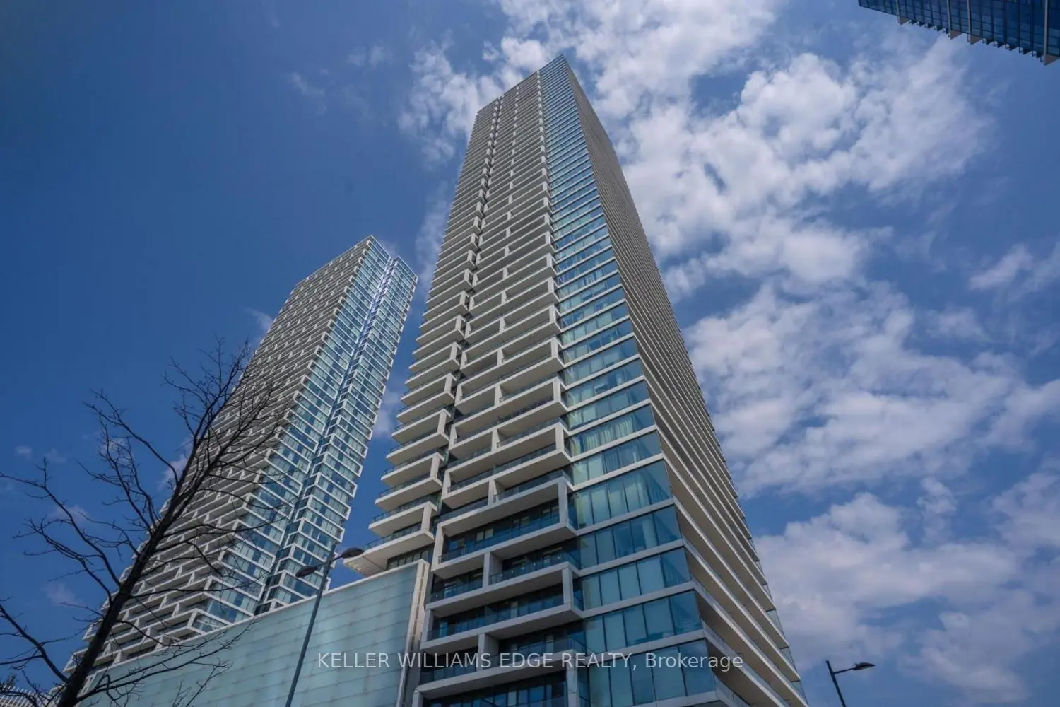950 Portage Parkway 2005