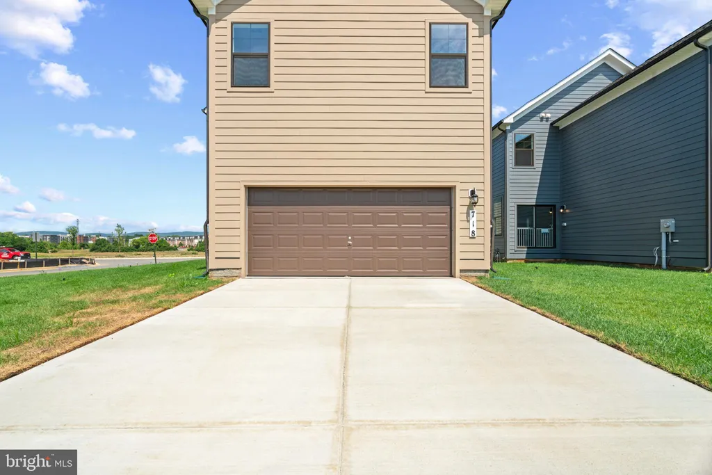 448 Hanson Street, Frederick, MD 21701 photo 3