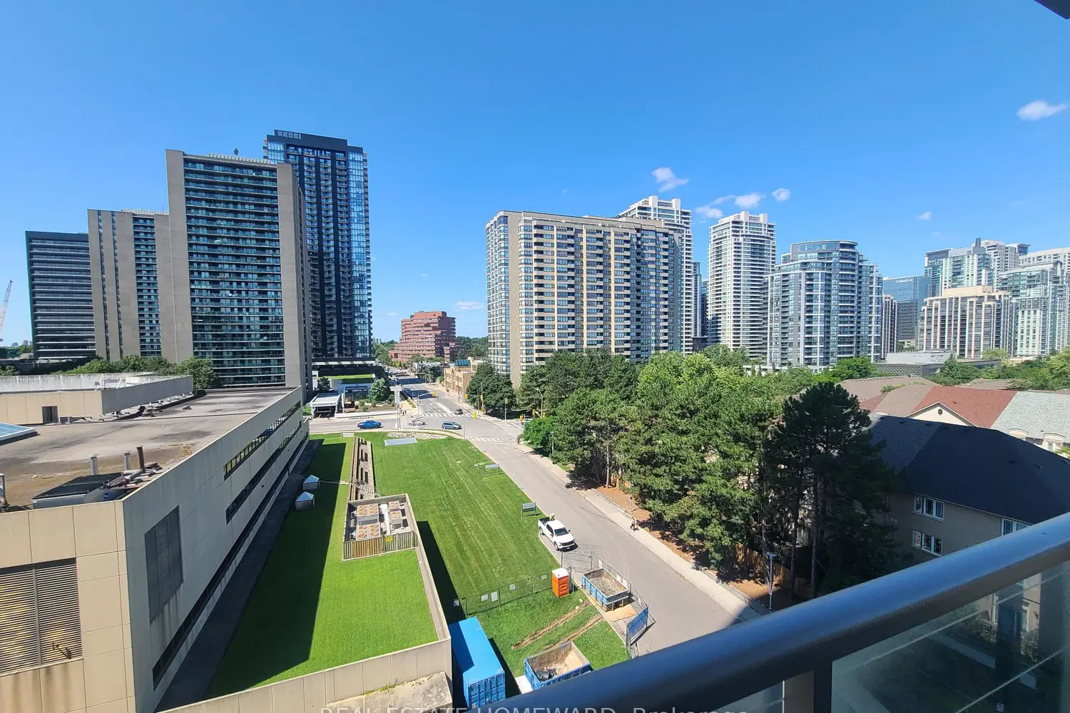 88 Sheppard Avenue 808 photo 5