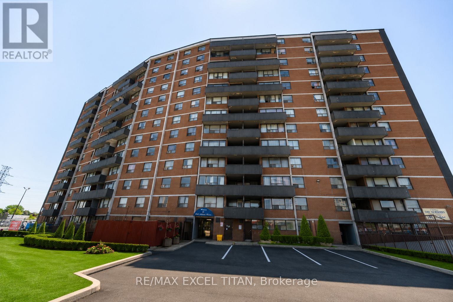 308-1385 Midland Avenue, Toronto, ON, M1P 3B8