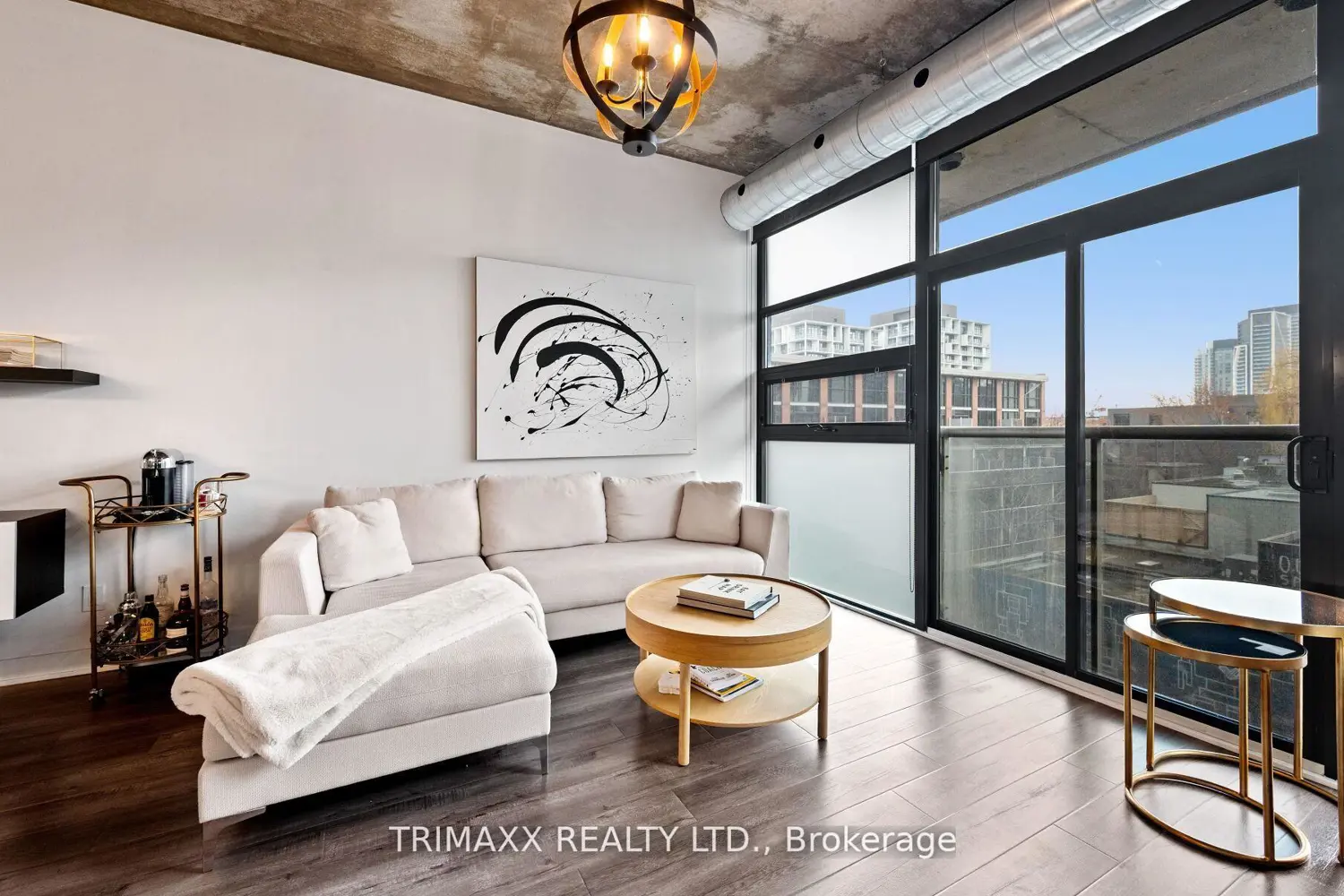 60 Bathurst Street 403 photo 4