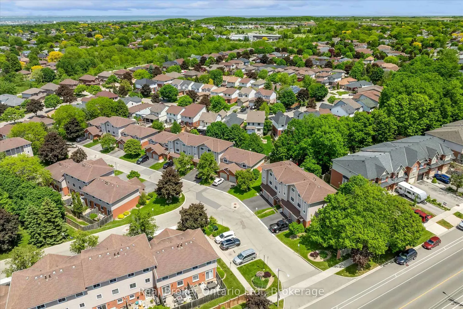 386 Highland Road 32