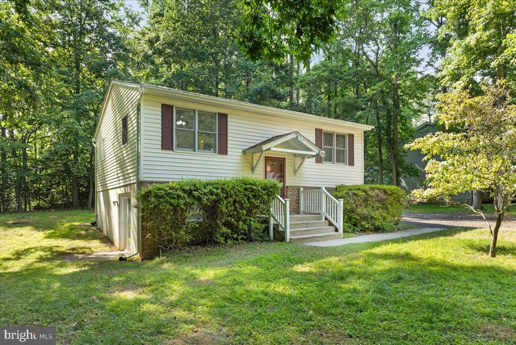 869 Plains Road, Lusby, MD 20657 photo 2