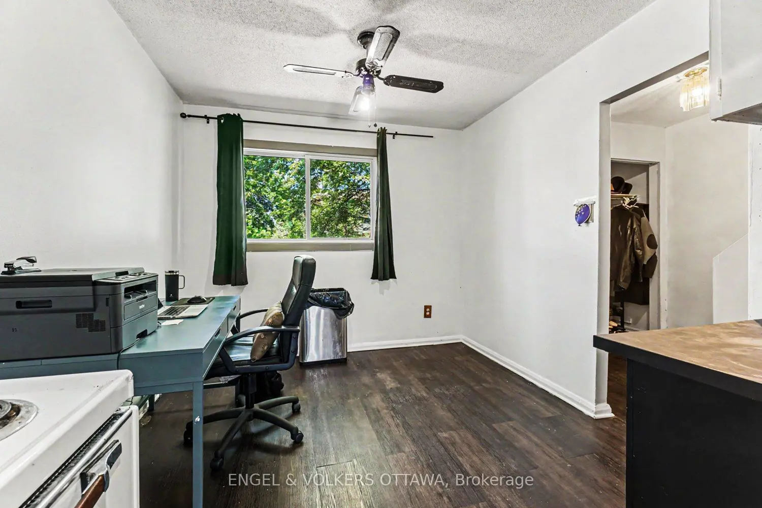 4557 Dora Crescent