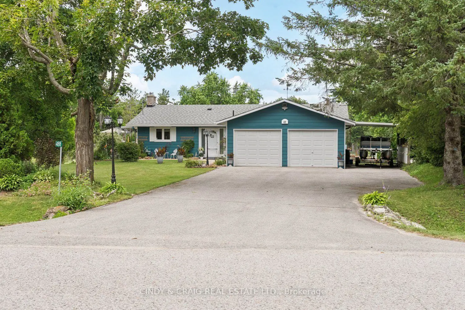 488 Mcconnell Drive photo 2