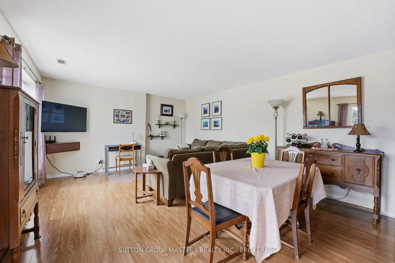 130 Wright Crescent 204 photo 5