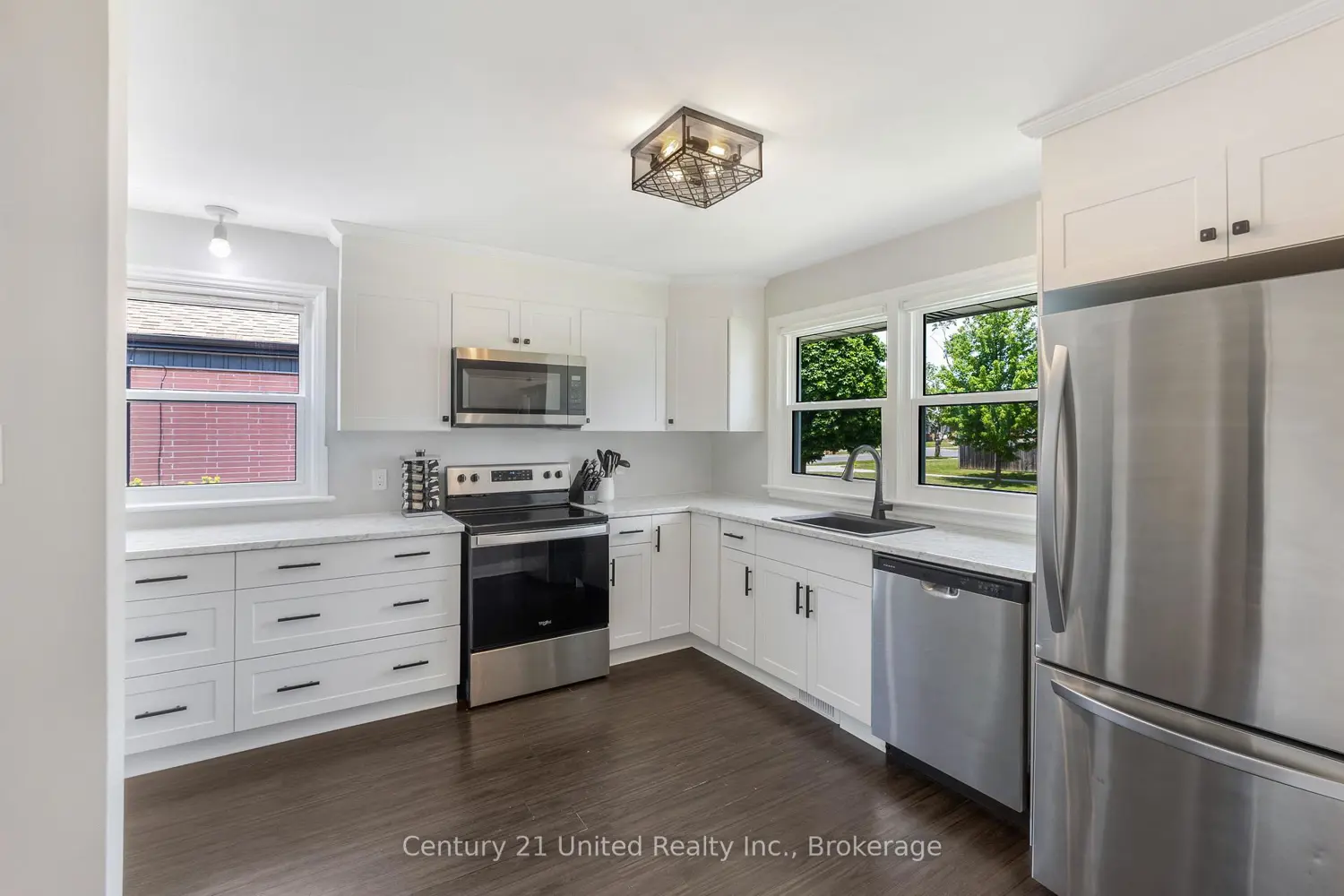 641 Harold Drive photo 4