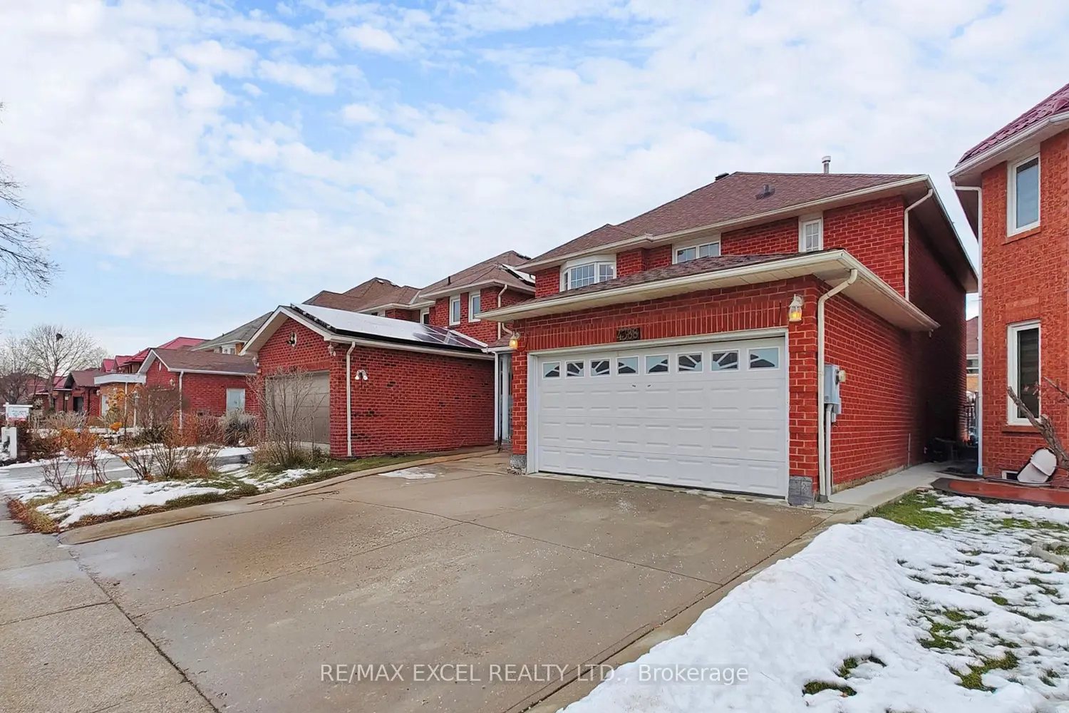 4388 Guildwood Way