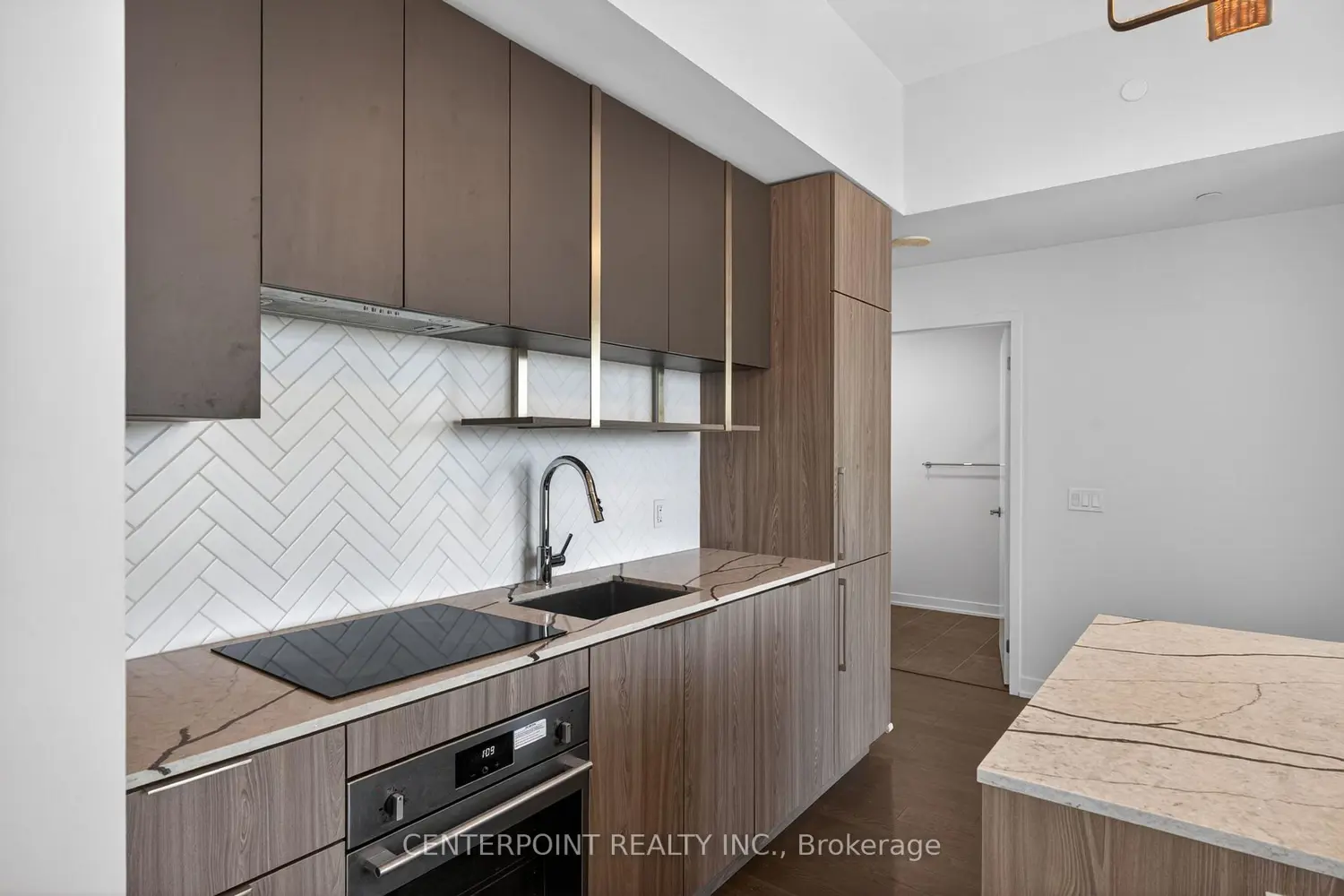 15 Holmes Avenue 1604
