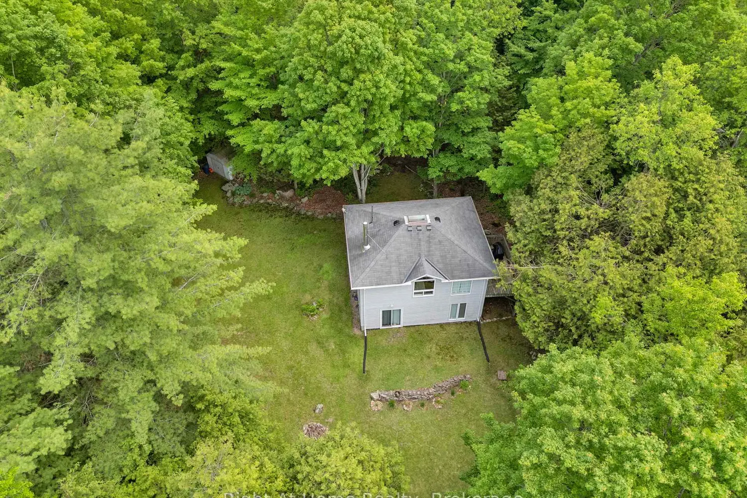 74 Talbot Road photo 4