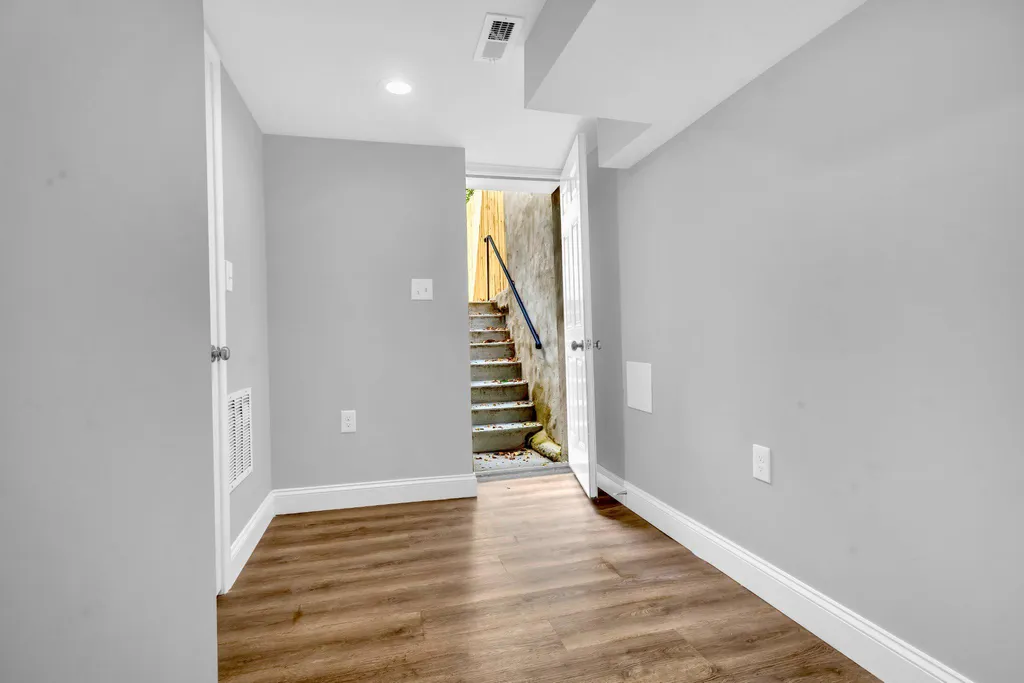 1602 Carswell Street, Baltimore, MD 21218