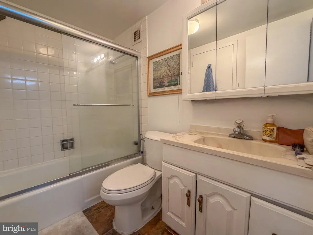 5500 Friendship Boulevard Unit 1725N, Chevy Chase, MD 20815