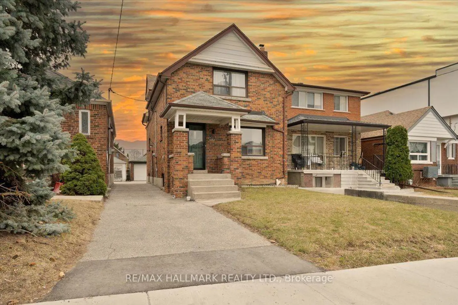 39 Lanark Avenue photo 2