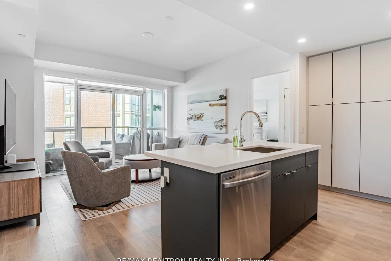 415 Sea Ray Avenue 354