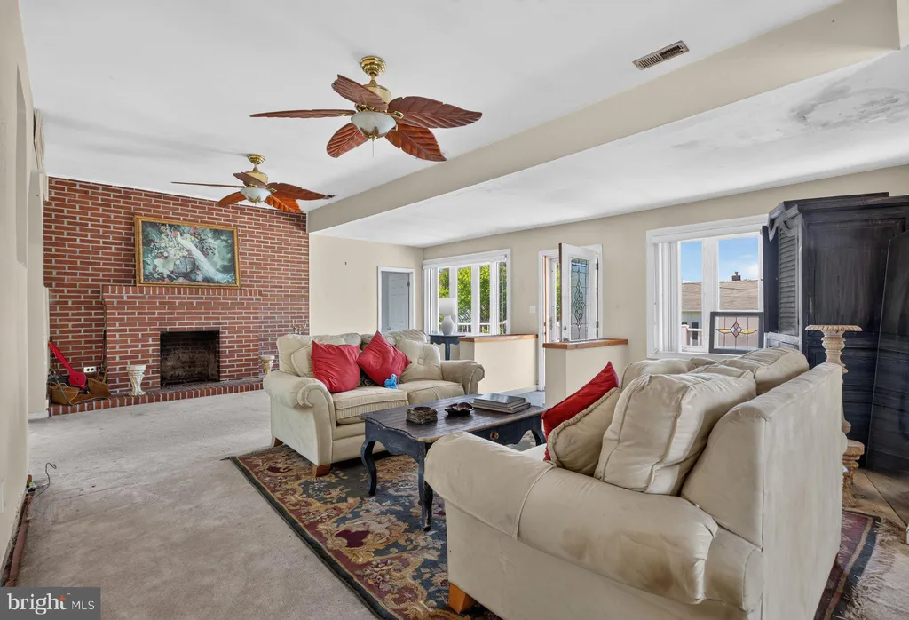 231 Carvel Road, Pasadena, MD 21122 photo 3