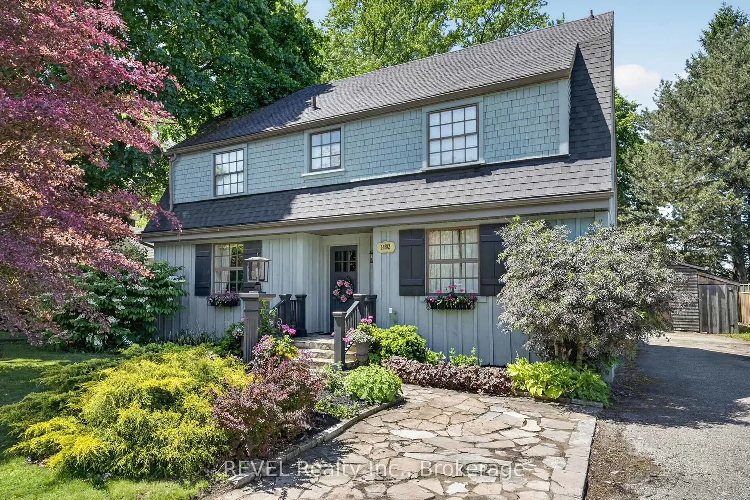 14382 Niagara River Parkway