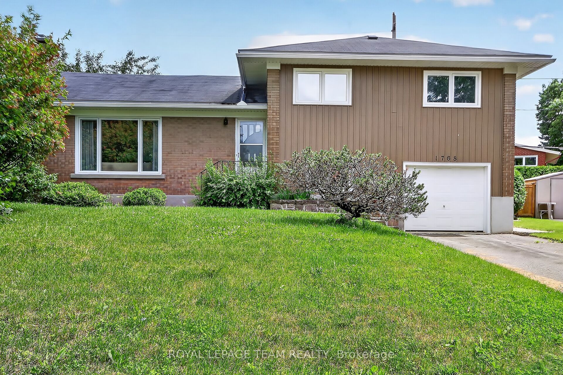1768 Laxton Crescent, Ottawa, ON, K2C 2N3