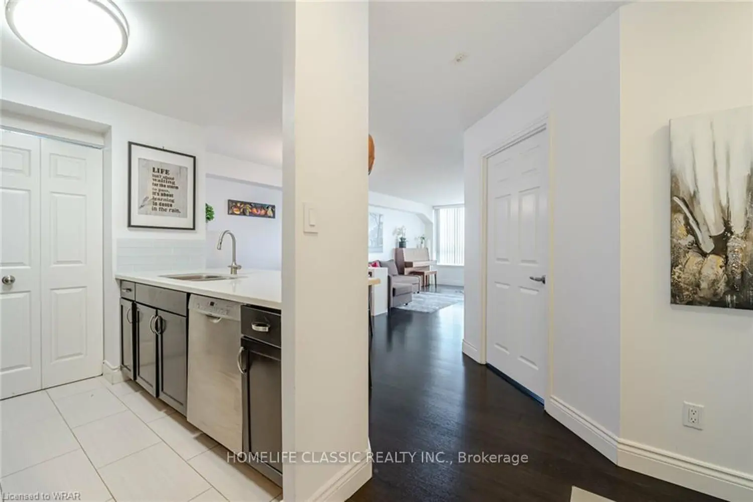 1001 Cedarglen Gate 617 photo 2