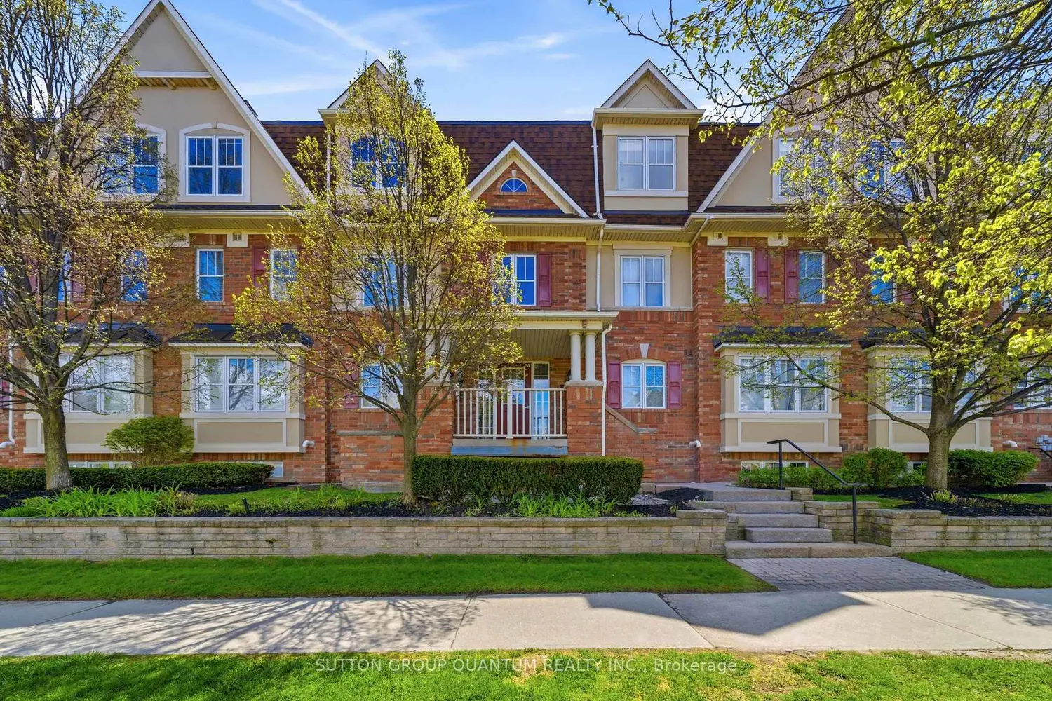 594 Shoreline Drive 3