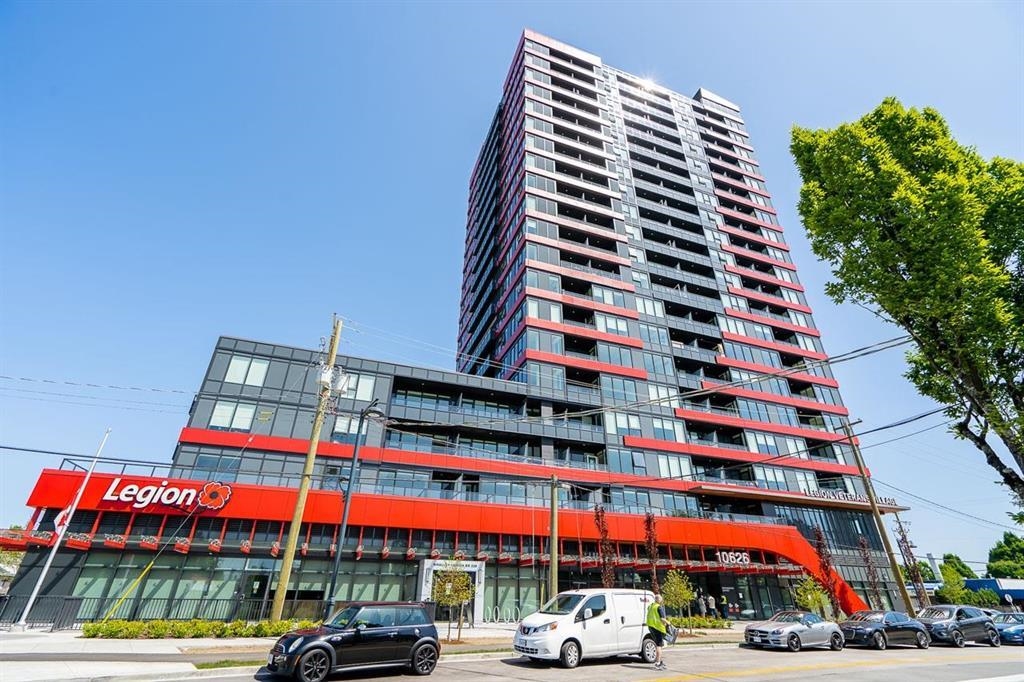 2003-10626 City Parkway, Surrey, BC, V3T 4C7