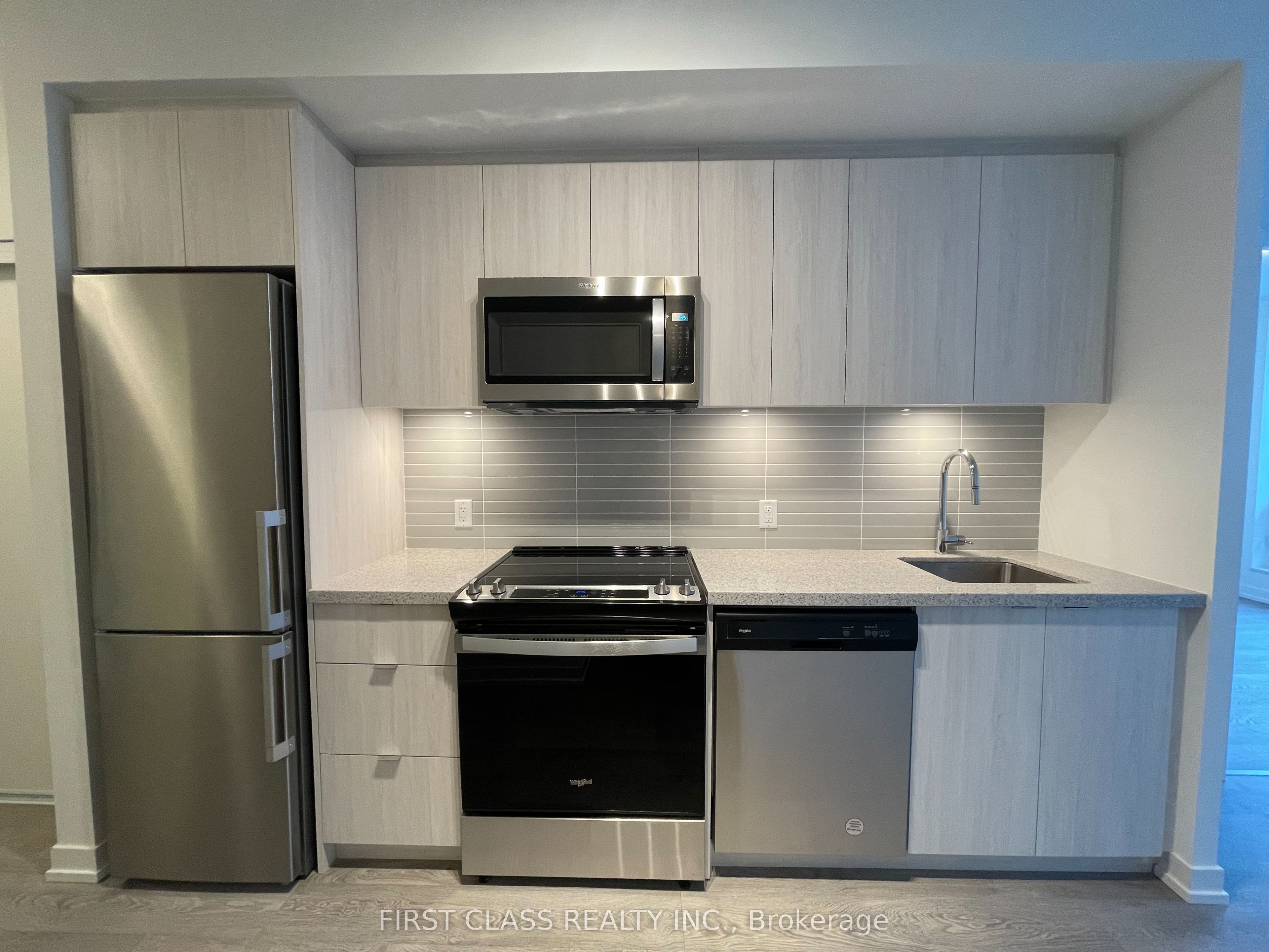 1505W-3 Rosewater Street, Richmond Hill, ON, L4C 5T6