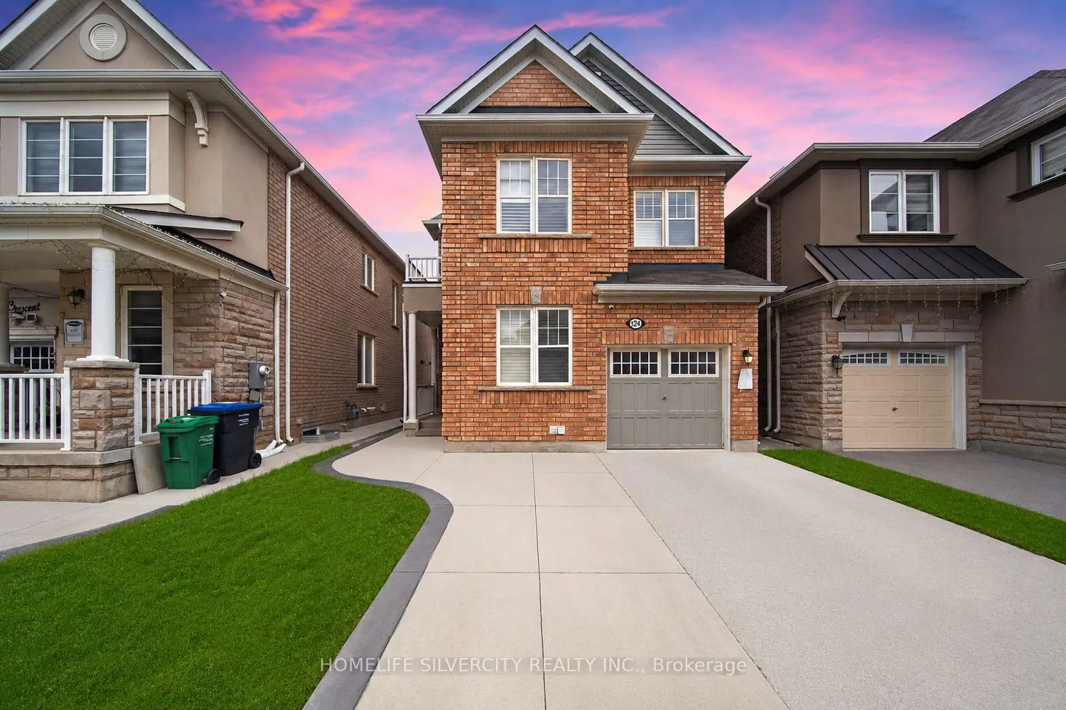 124 Benhurst Crescent