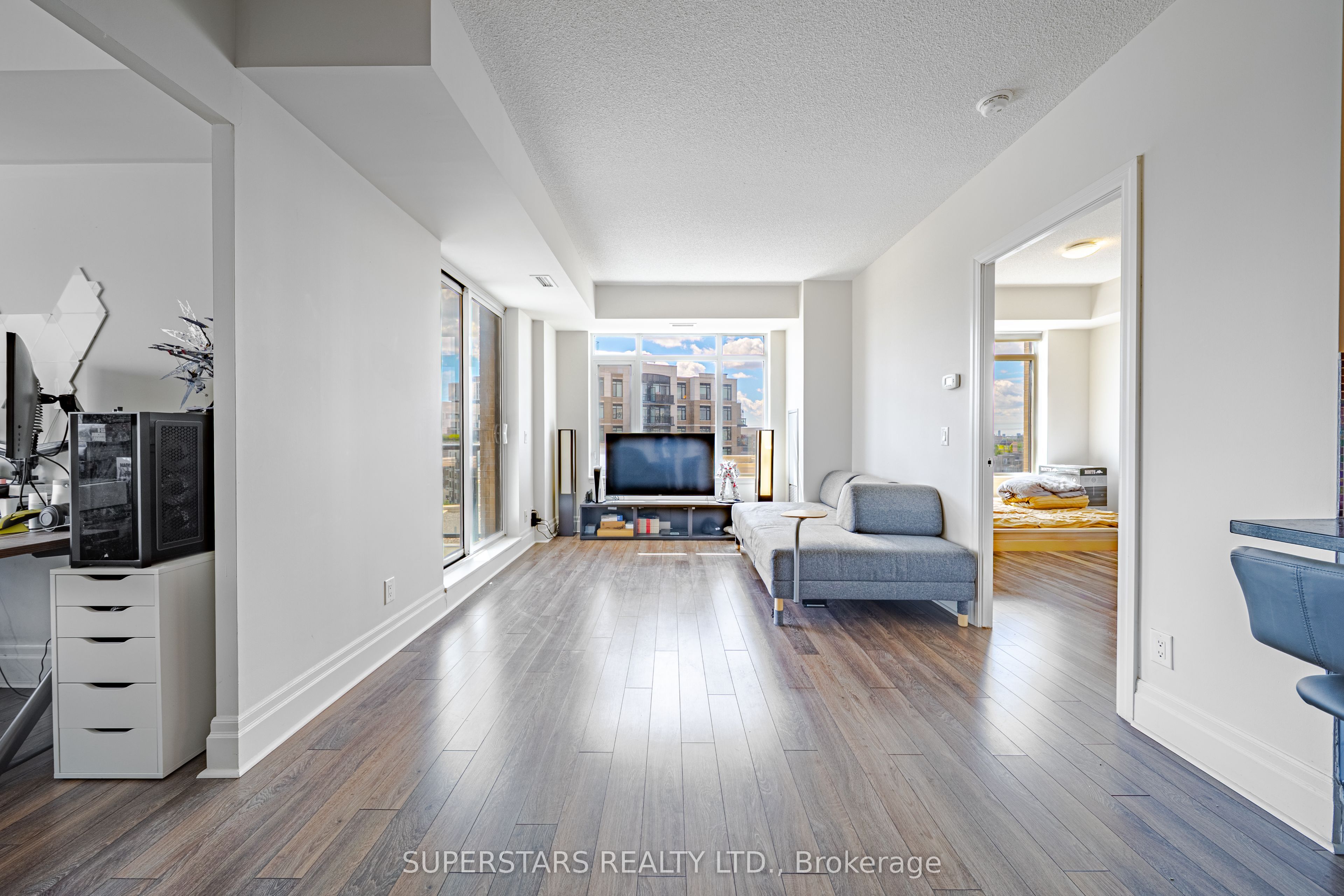 809-151 Upper Duke Crescent, Markham, ON, L6G 0E1