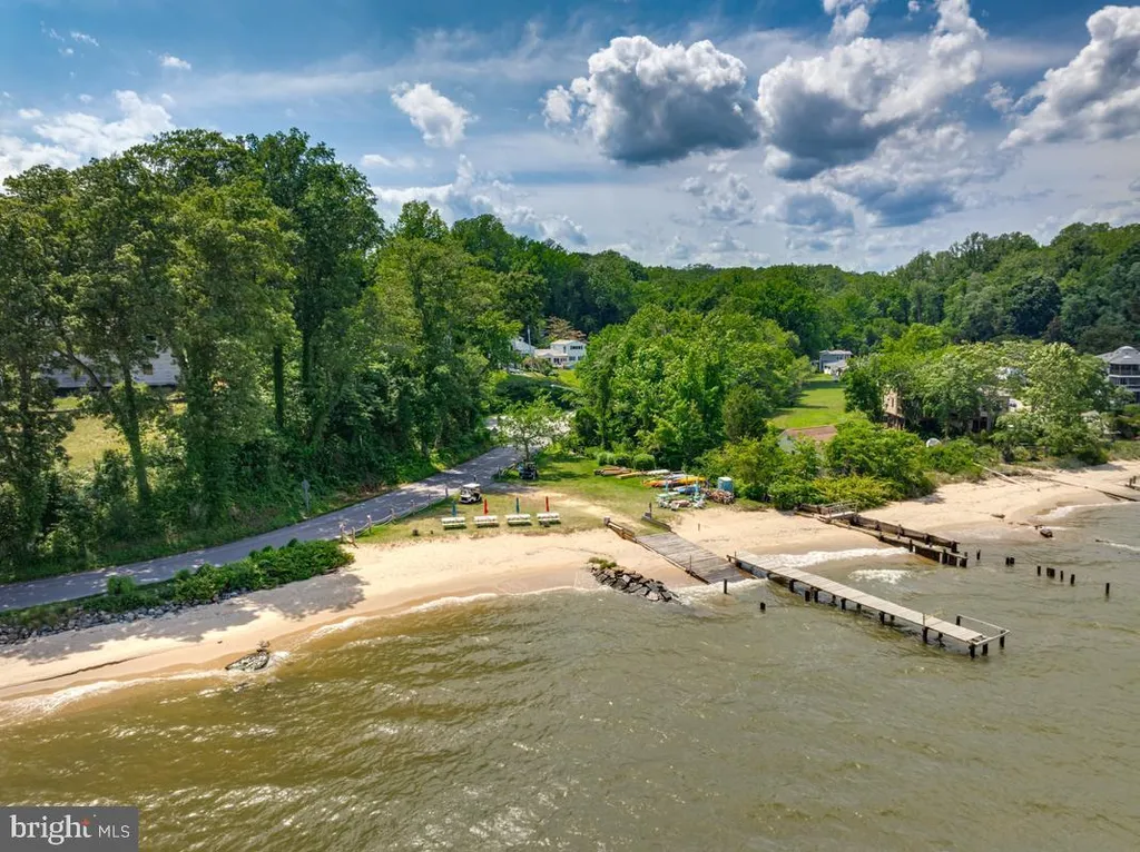 1966 Chestnut Street, Port Republic, MD 20676
