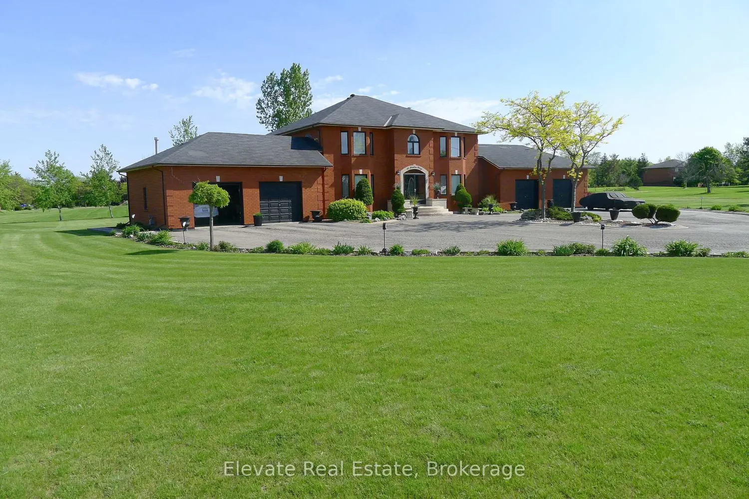 16 Fenton Way