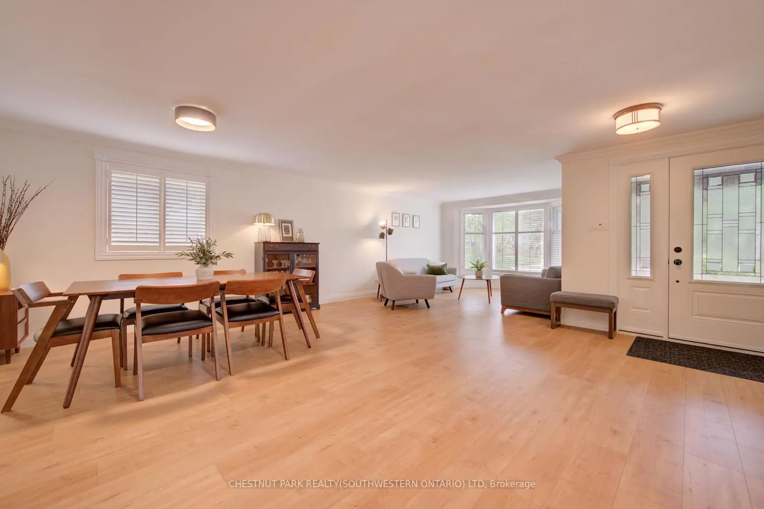 363 Morrison Road photo 2