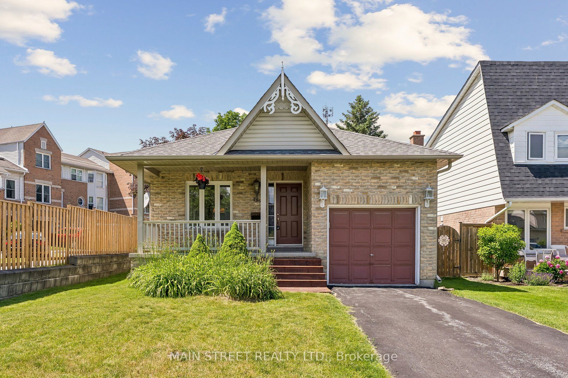 489 Cody Crescent, Newmarket, ON, L3Y 5L9