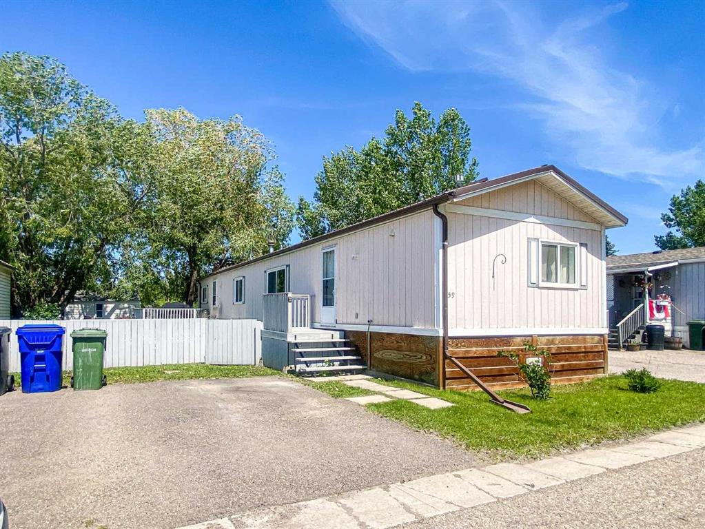 59-5800 46 Street, Olds, AB, T4H 1G8