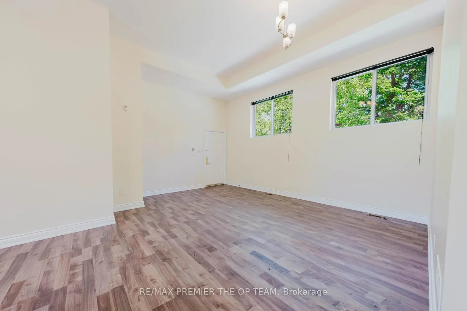 7930 Kipling Avenue photo 3