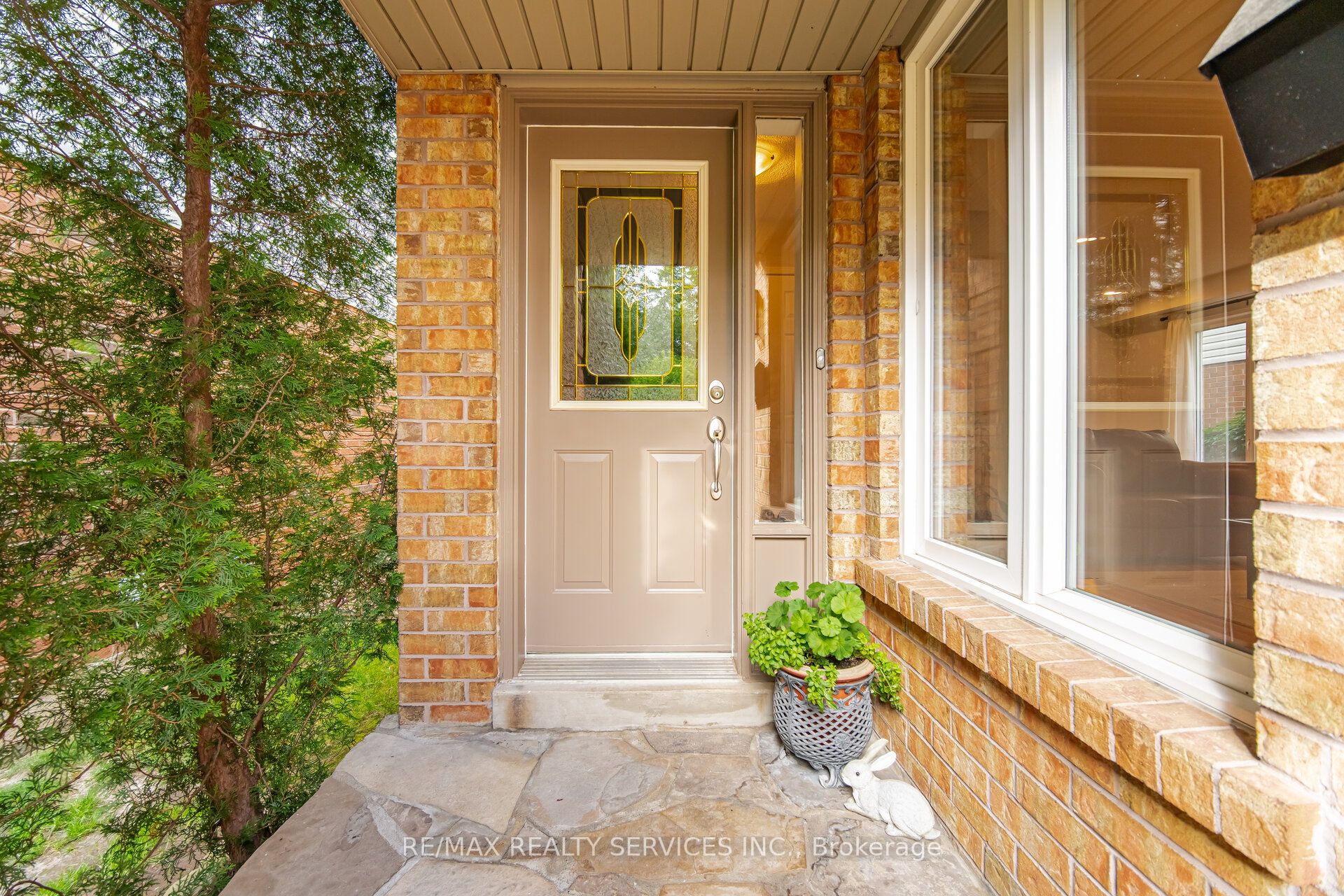 38 Furrows End, Brampton, ON, L6Z 4S5 photo 5