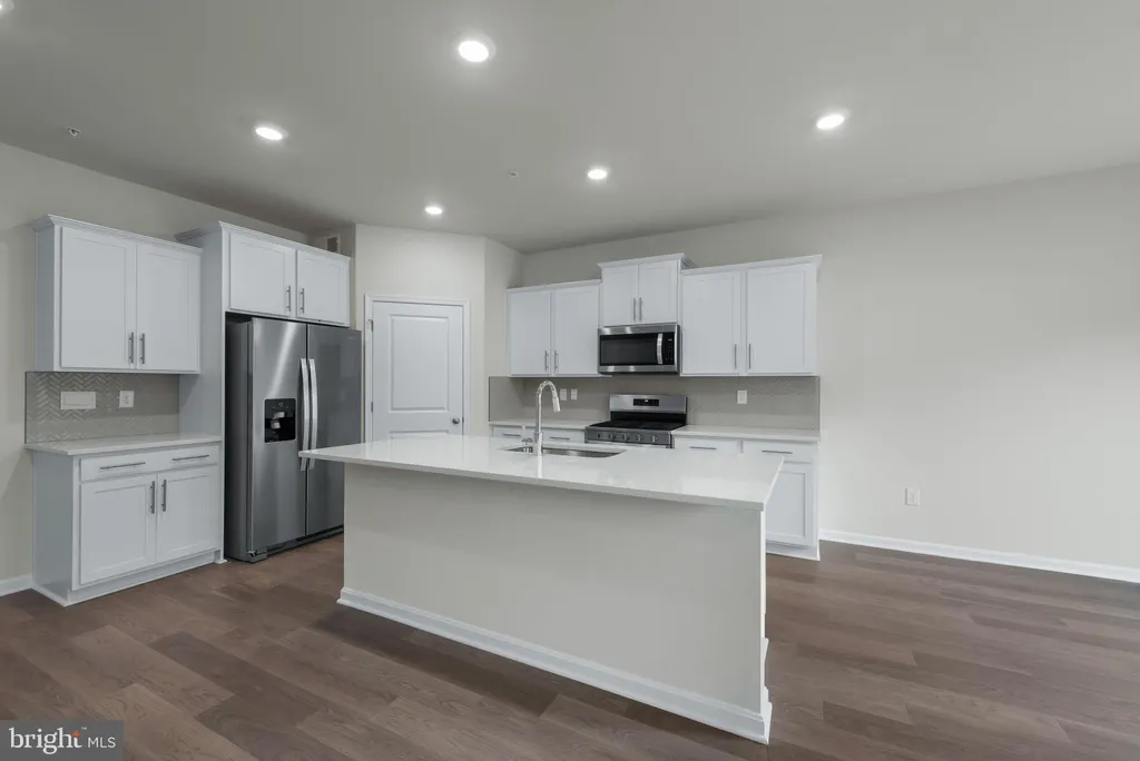 467 Ensemble Way, Frederick, MD 21701 photo 4