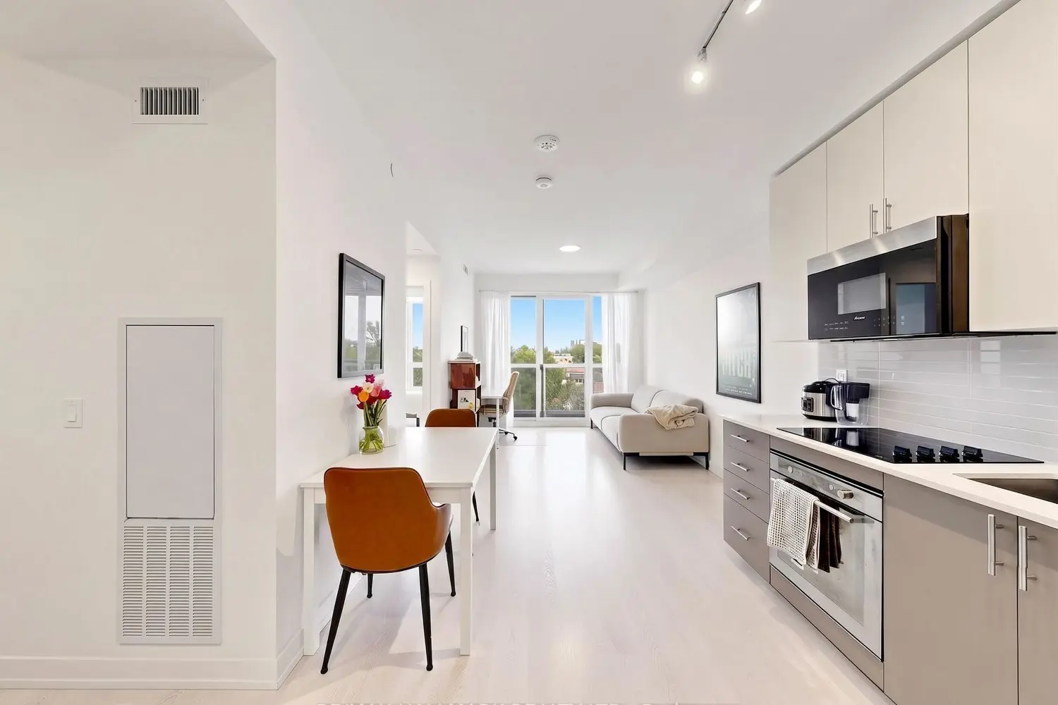 415 Main Street 612