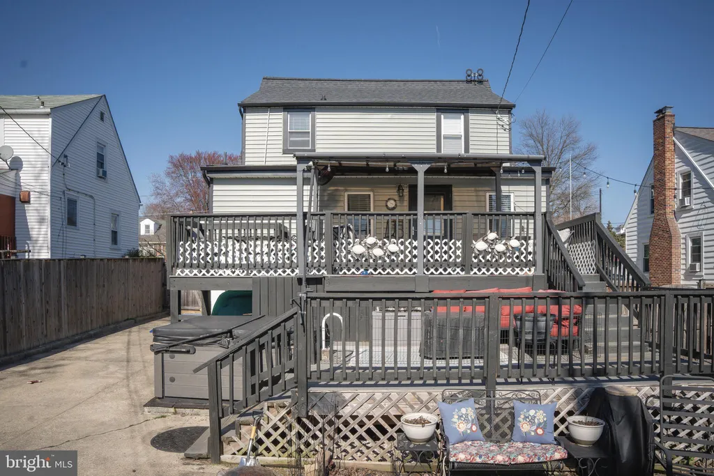 3017 Hiss Ave, Parkville, MD 21234