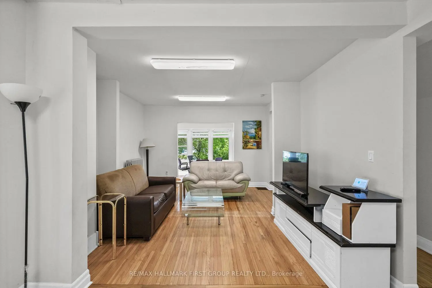 177 Niagara Boulevard photo 3