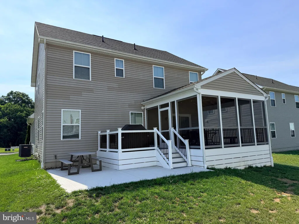 647 Falcon Lane, Aberdeen, MD 21001
