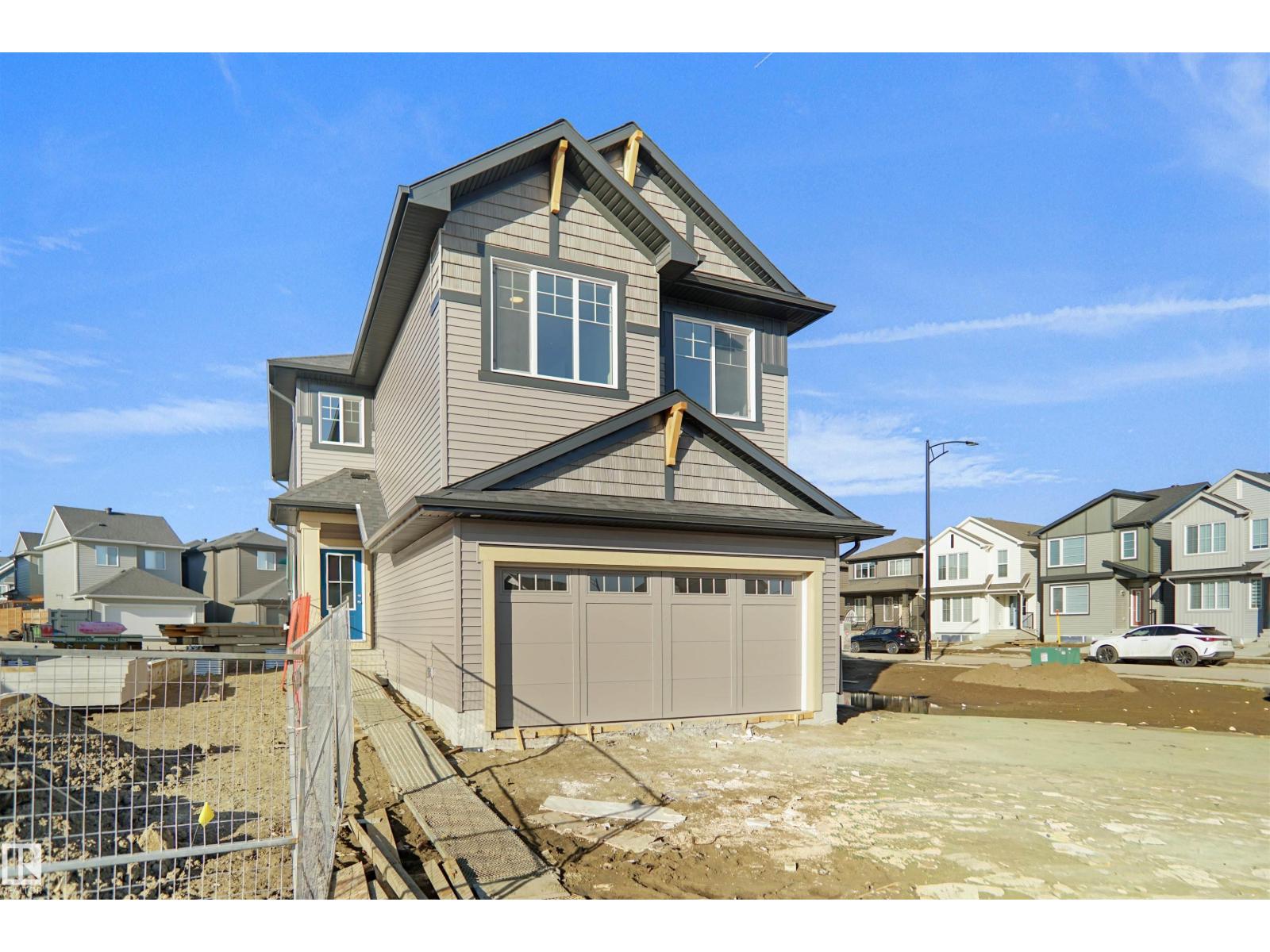 948 17 Avenue NW, Edmonton, AB, T6W4X8