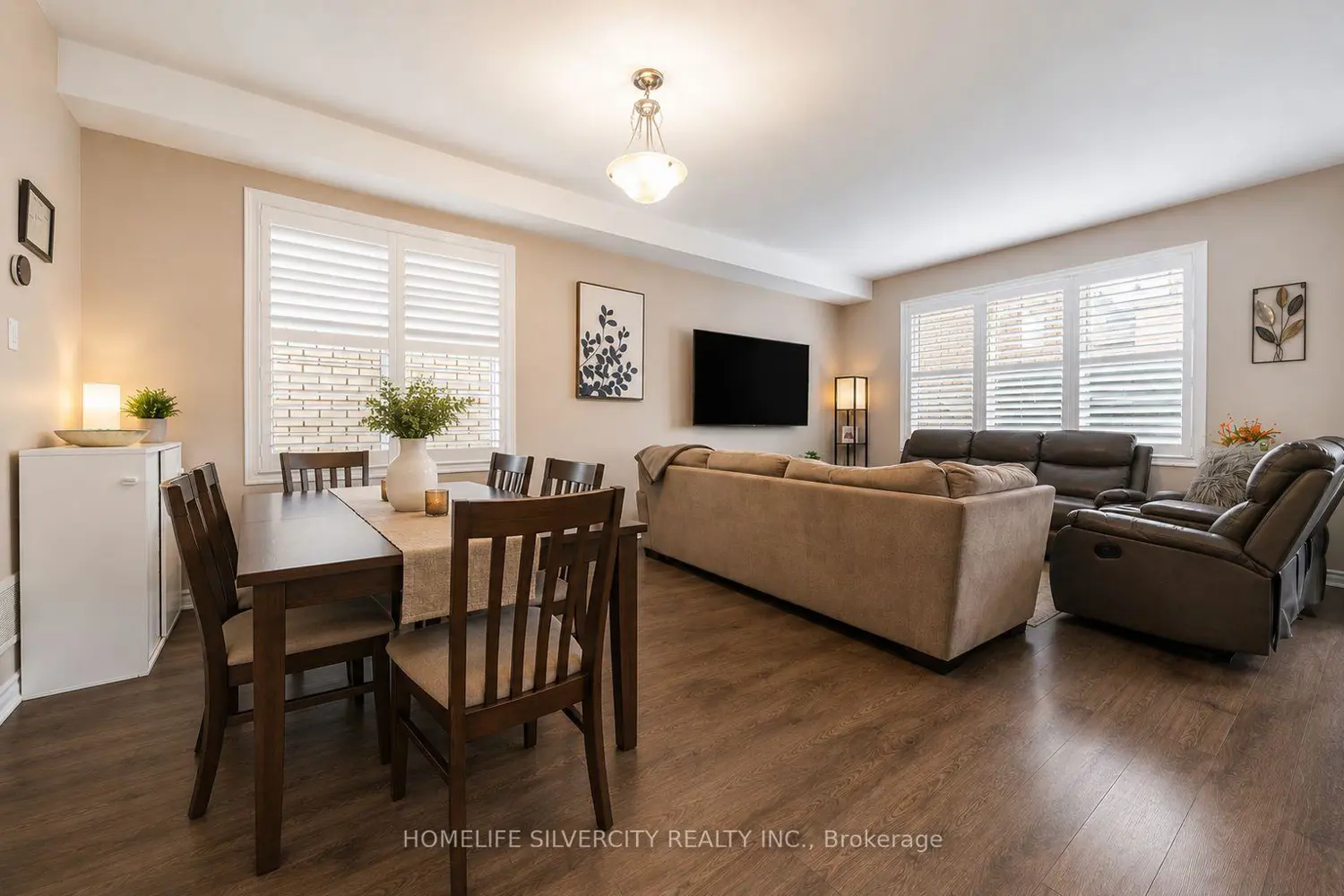 124 Benhurst Crescent photo 2