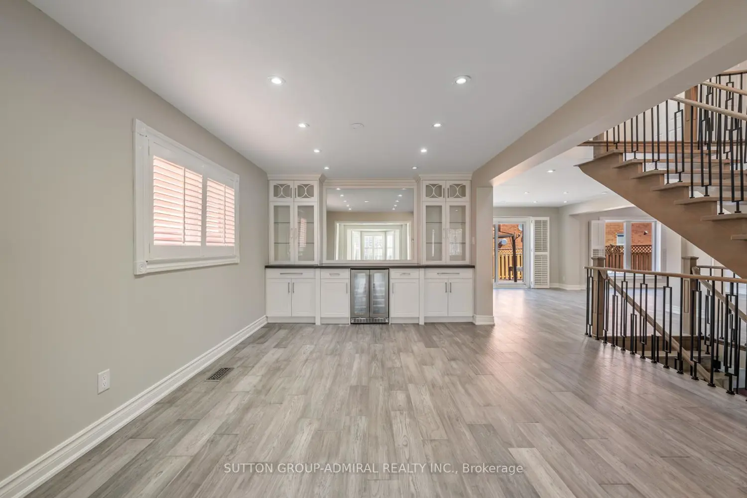 150 Rockwood Crescent