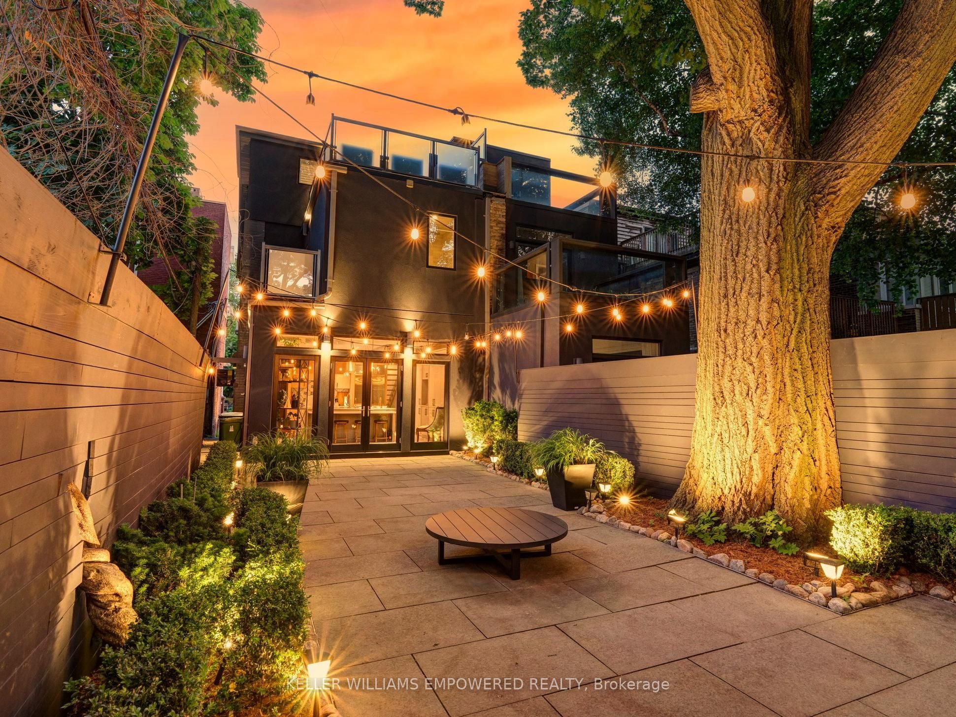 10 Webster Avenue, Toronto, ON, M5R 1N7