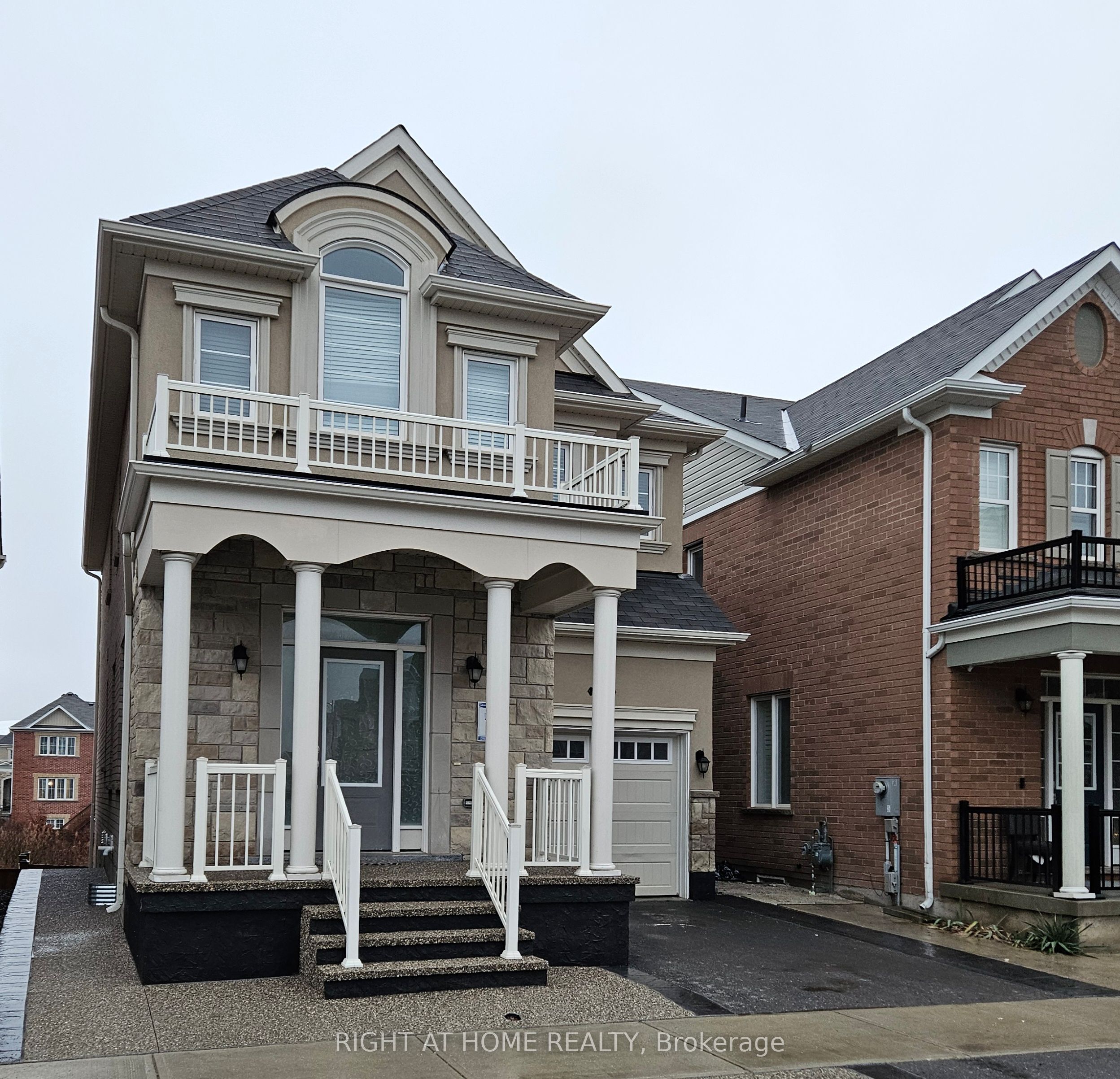 Upper-1206 Duignan Crescent, Milton, ON, L9E 1C2