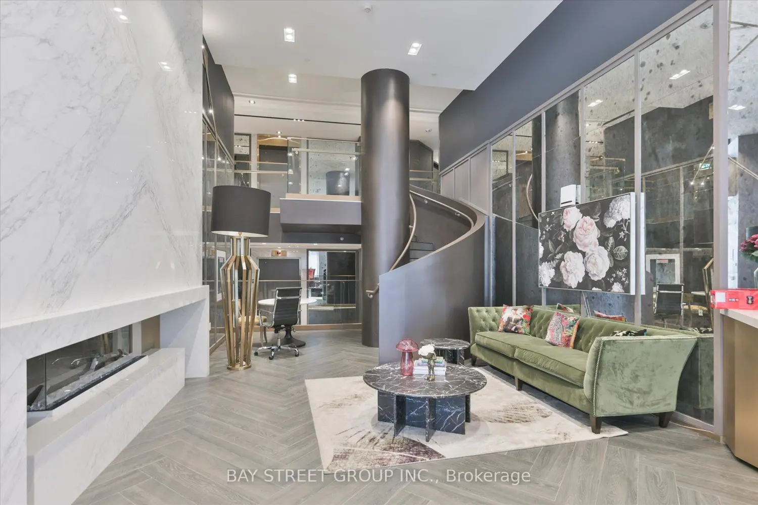 395 Dundas Street 130 photo 2
