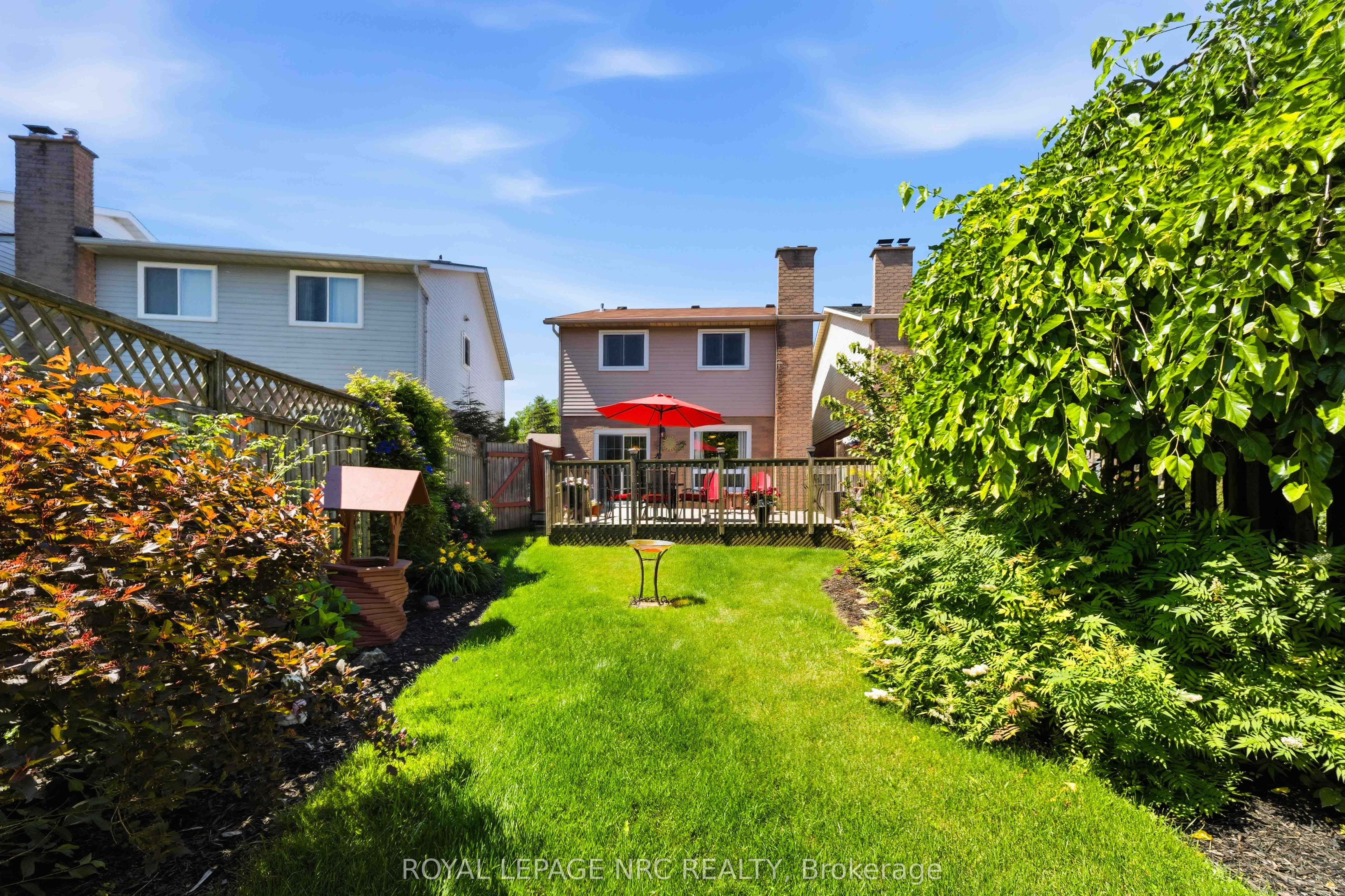 7 Naples Court, Thorold, ON, L2V 4S7 photo 3