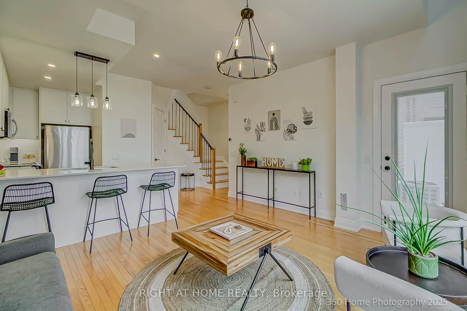 8169 Kipling Avenue 31